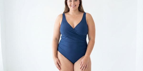 Jakie stroje kąpielowe dla puszystych (plus size)?